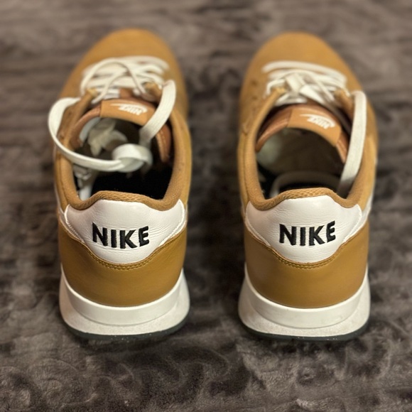 Nike Internationalist (Nike I.D.) - Picture 5 of 6